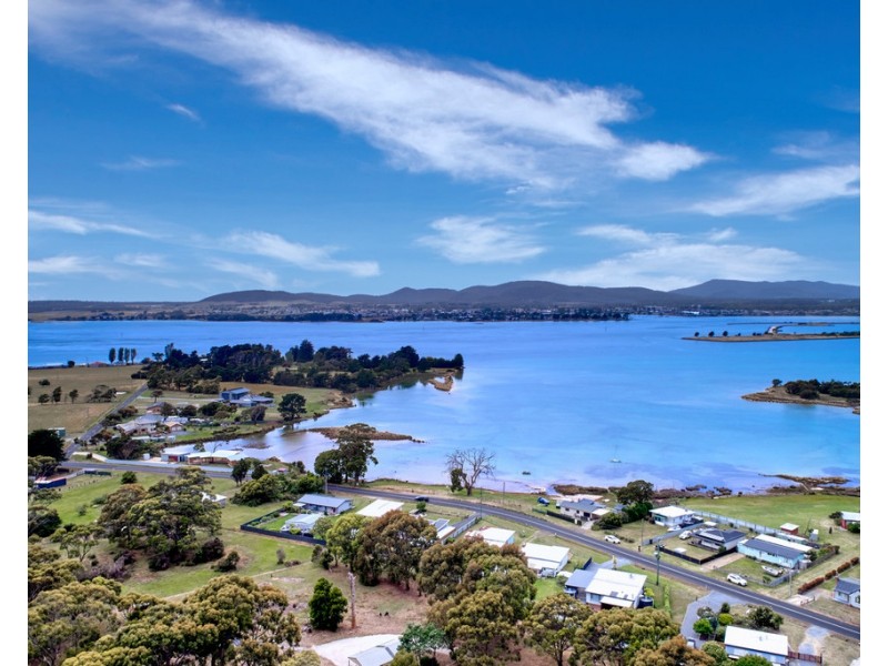 1209 Greens Beach Road, Kelso TAS 7270