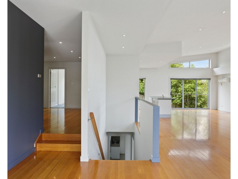 2/7-9 Monet Place, Newnham TAS 7248