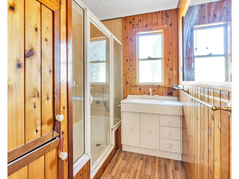 2 Sturt Crescent, Mayfield TAS 7248