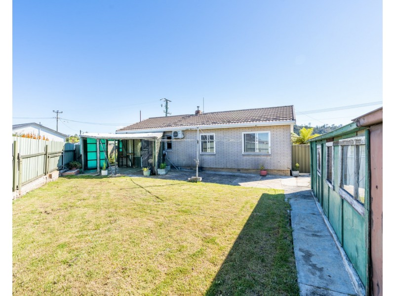2 Sturt Crescent, Mayfield TAS 7248