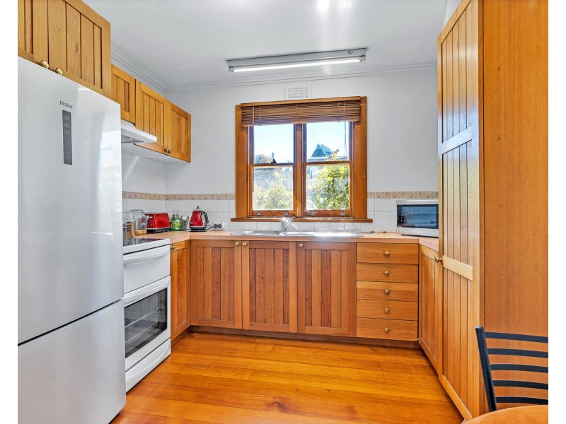 28 Abels Hill Road, St Leonards TAS 7250