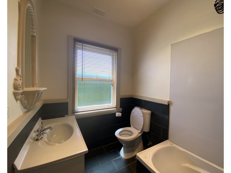 42 Hobart Road, Kings Meadows TAS 7249