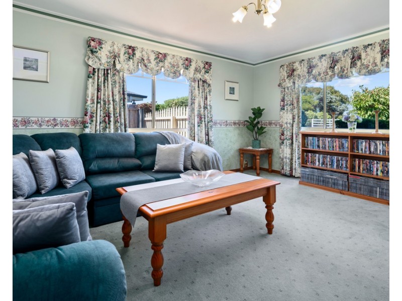 30 Mount Stuart Drive, Newnham TAS 7248