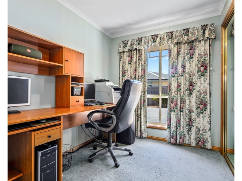 30 Mount Stuart Drive, Newnham TAS 7248