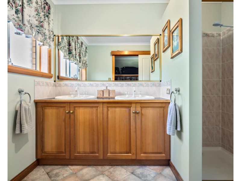 30 Mount Stuart Drive, Newnham TAS 7248