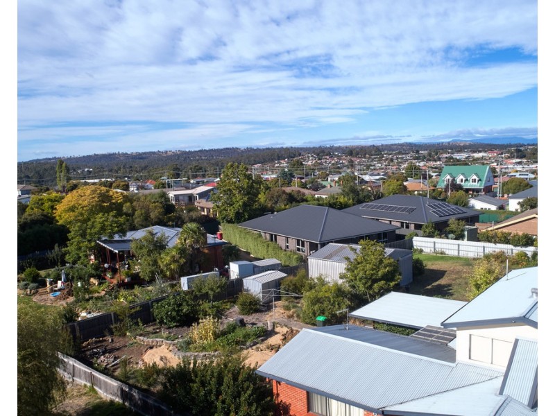 25 Vaux Street, West Launceston TAS 7250