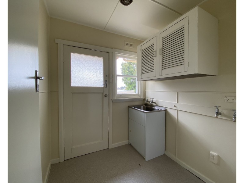 5 Sayer Street, Newnham TAS 7248