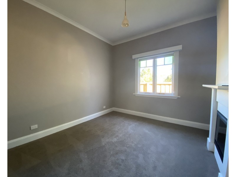 21 Birdwood Street, Mowbray TAS 7248