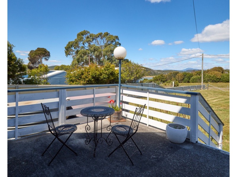 1 Hurst Street, Weymouth TAS 7252