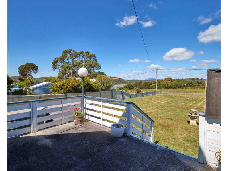 1 Hurst Street, Weymouth TAS 7252