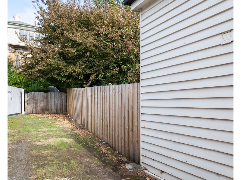 40 Racecourse Crescent, Launceston TAS 7250