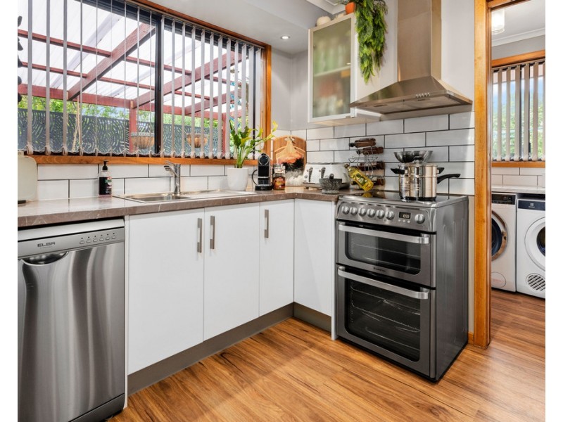 31 Snow Street, Newnham TAS 7248