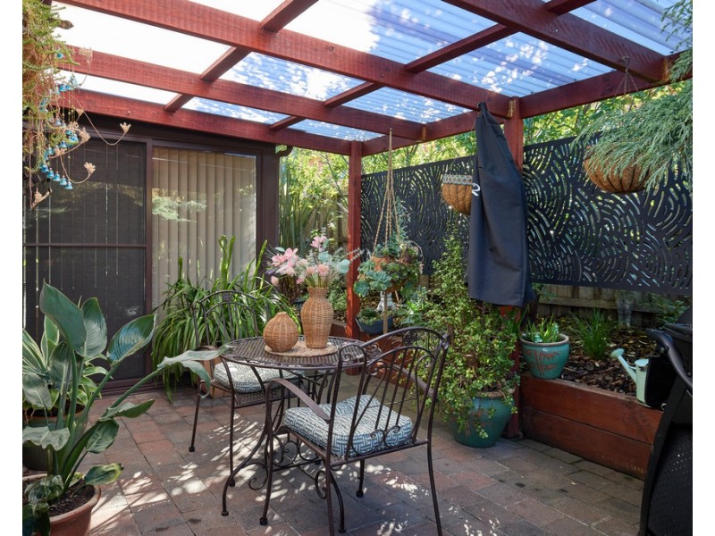 31 Snow Street, Newnham TAS 7248