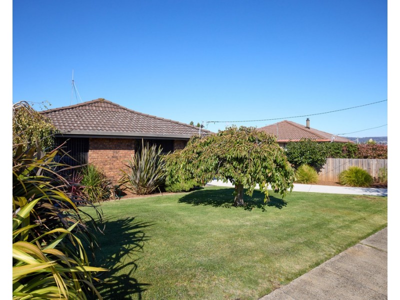 31 Snow Street, Newnham TAS 7248