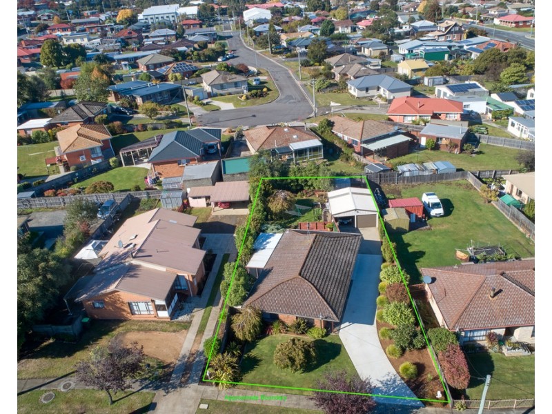 31 Snow Street, Newnham TAS 7248