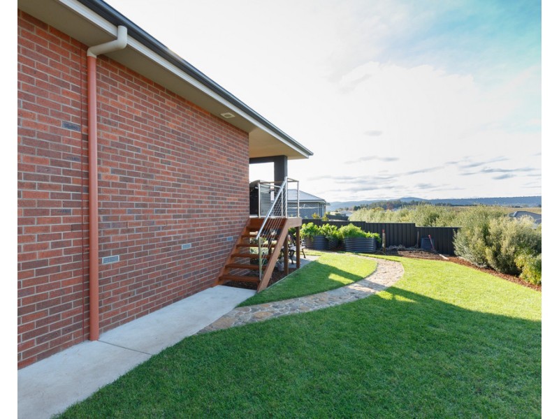 60 Brigalow Street, Legana TAS 7277