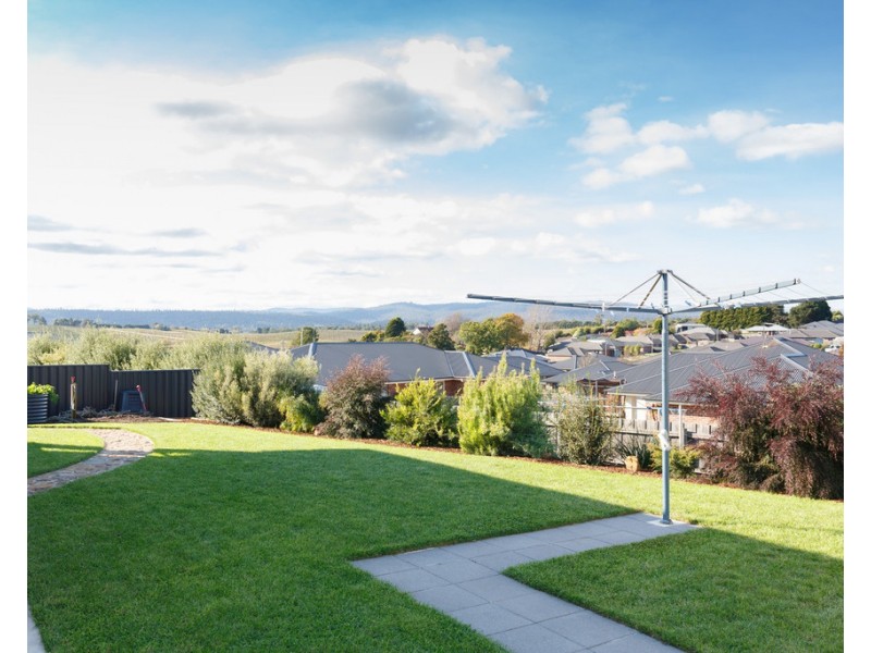 60 Brigalow Street, Legana TAS 7277