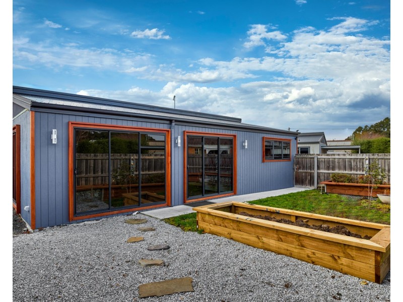 1/8 Banksia Grove, Perth TAS 7300