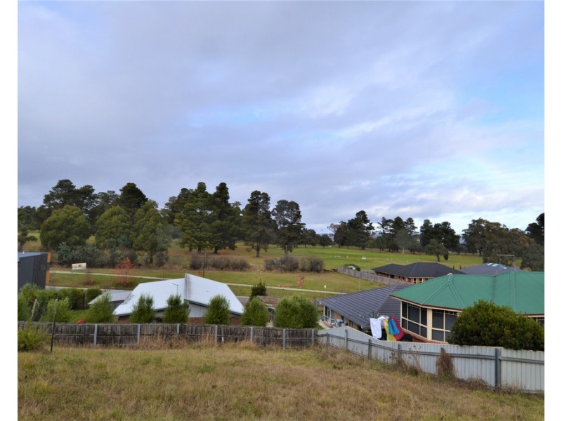 6 Meadowbank Road, Newnham TAS 7248