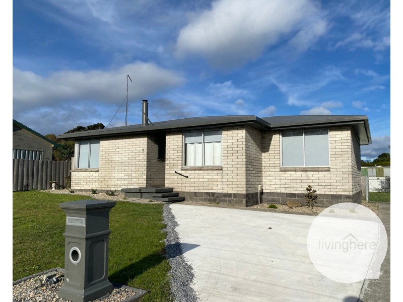 2 Roberts Avenue, George Town TAS 7253