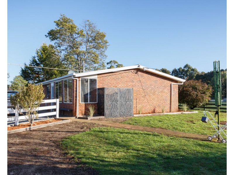171 Five Acre Row, Westbury TAS 7303