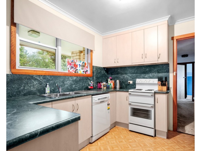 16 Stephen Street, Newnham TAS 7248