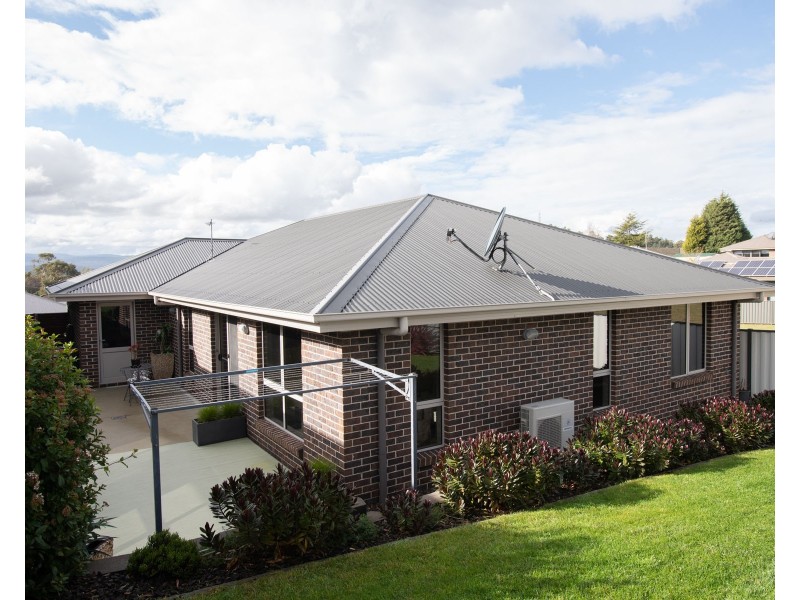 1/32 Assisi Avenue, Riverside TAS 7250