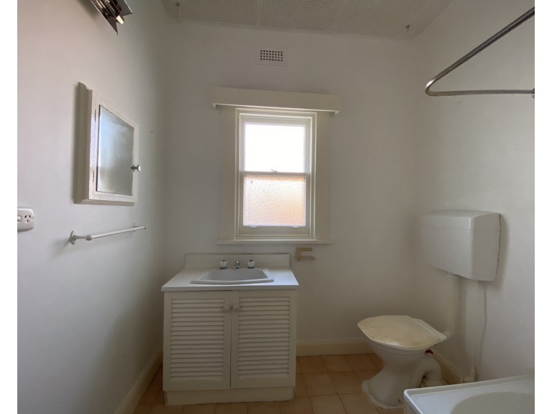 10 Clare Street, Mowbray TAS 7248