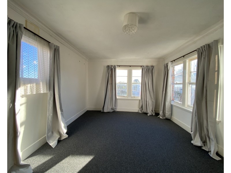 10 Clare Street, Mowbray TAS 7248