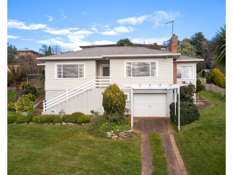 8 Ringarooma Road, Scottsdale TAS 7260