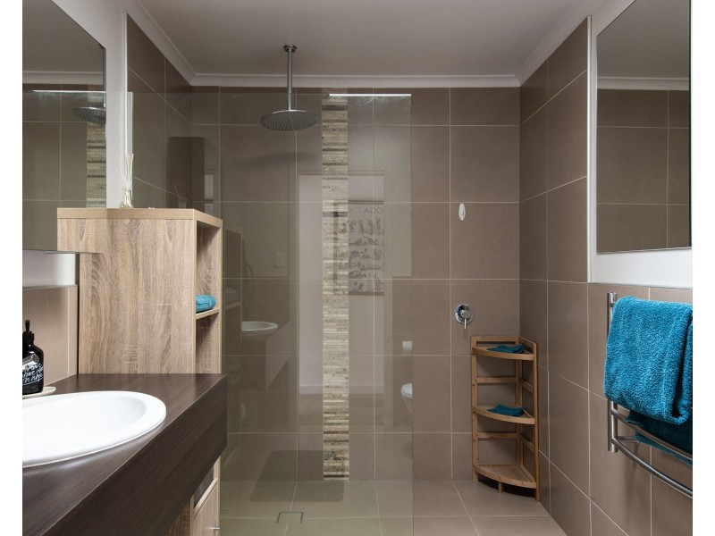 11 Sarinda Close, Newnham TAS 7248