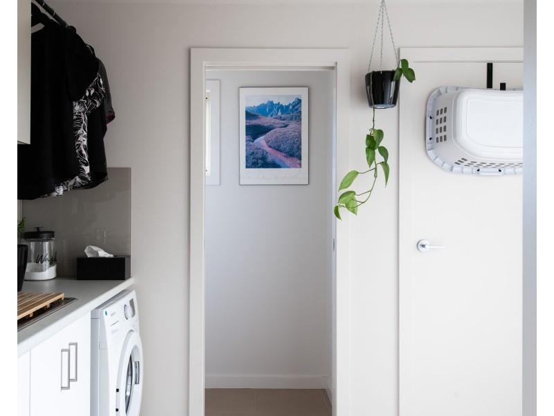 11 Sarinda Close, Newnham TAS 7248