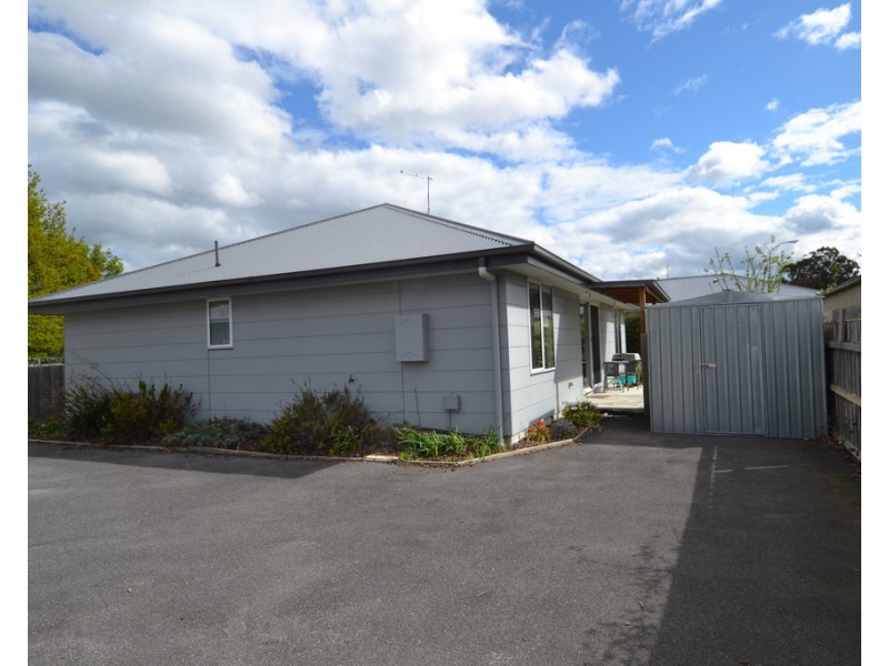 2/19 Birdwood Street, Mowbray TAS 7248