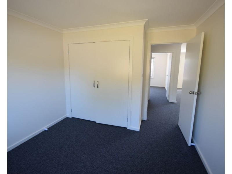 2/19 Birdwood Street, Mowbray TAS 7248