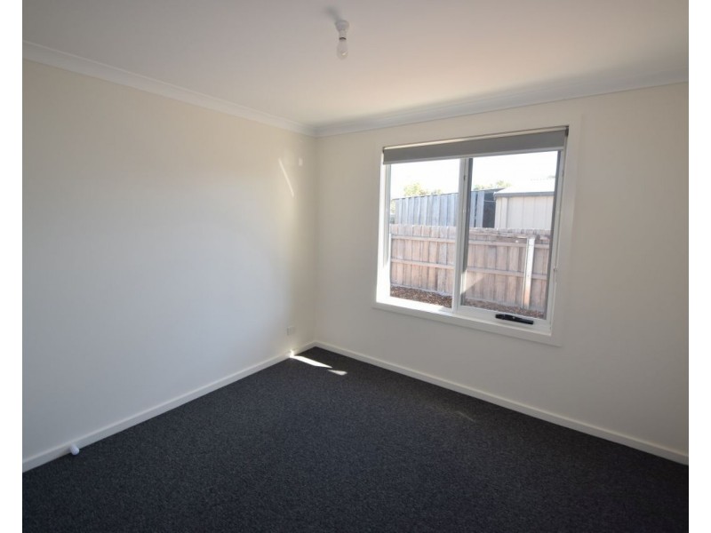 2/19 Birdwood Street, Mowbray TAS 7248