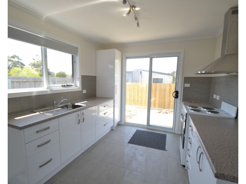 2/18 Monash Street, Mowbray TAS 7248