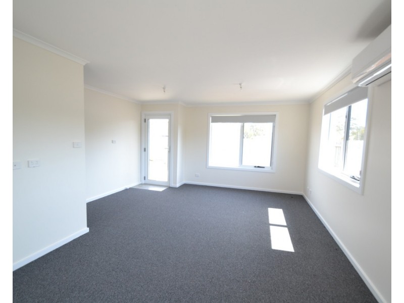 2/18 Monash Street, Mowbray TAS 7248