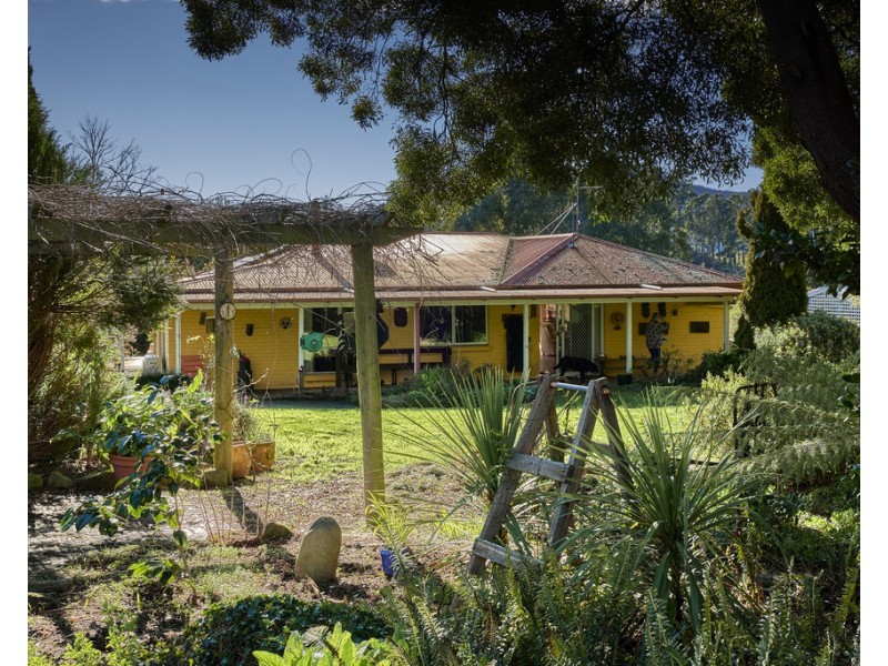 183 Mackenzie Valley Road, Cuckoo TAS 7260