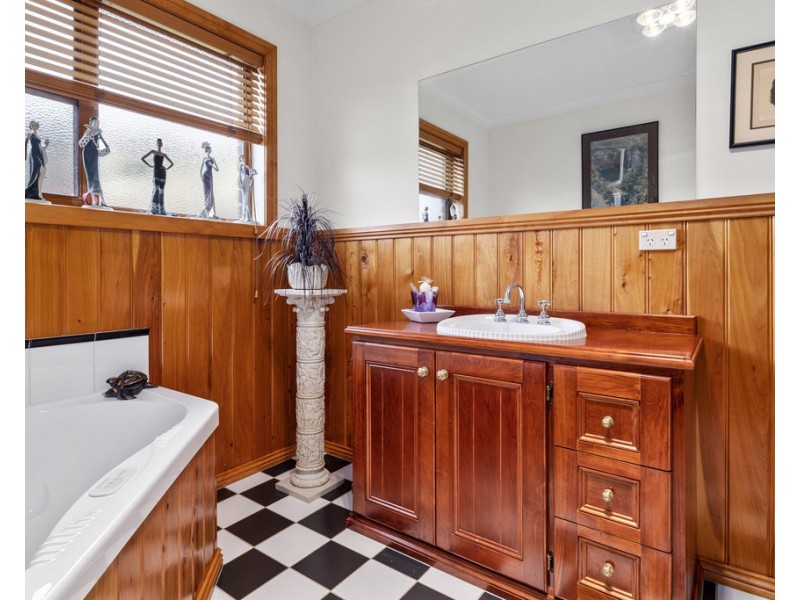 6 Union Street, Scottsdale TAS 7260