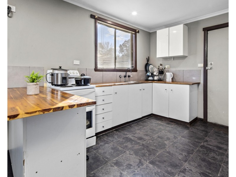 9 and 10 / 27 Lambert Street, Ravenswood TAS 7250