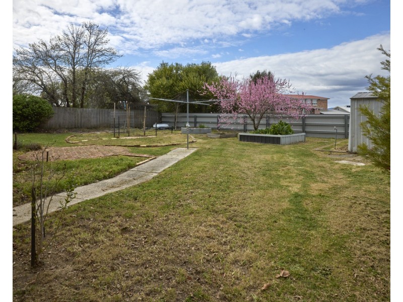 1a Bernard Street, Beaconsfield TAS 7270