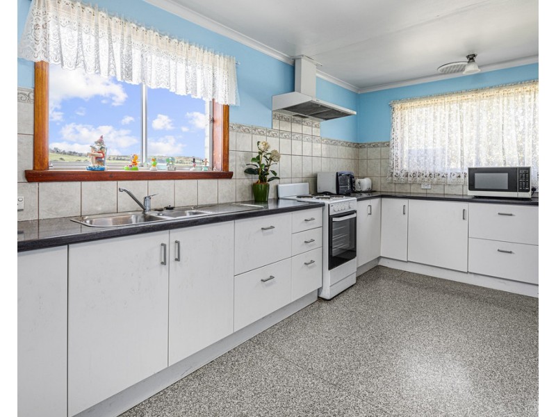 111 Station Road, Norwood TAS 7250