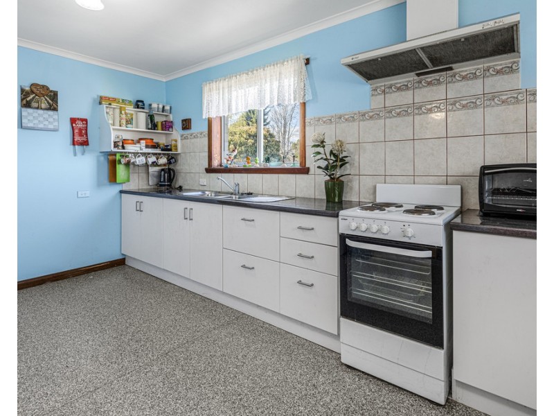 111 Station Road, Norwood TAS 7250