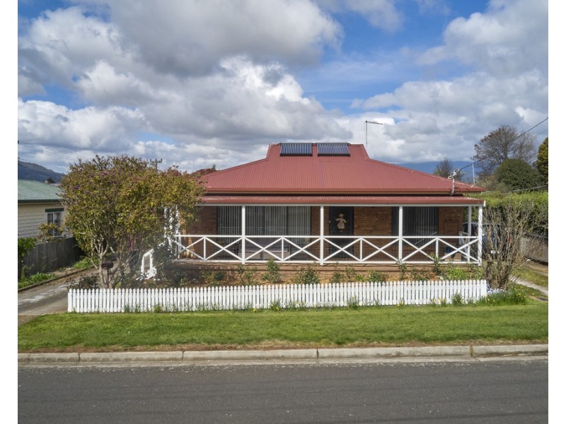 39 Ellenor Street, Scottsdale TAS 7260