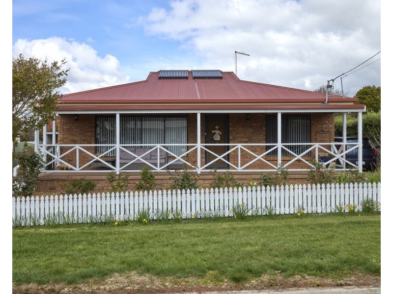 39 Ellenor Street, Scottsdale TAS 7260