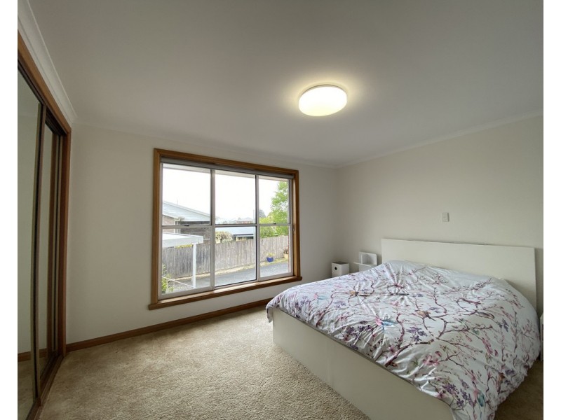 2/25 Montgomery Court, Norwood TAS 7250