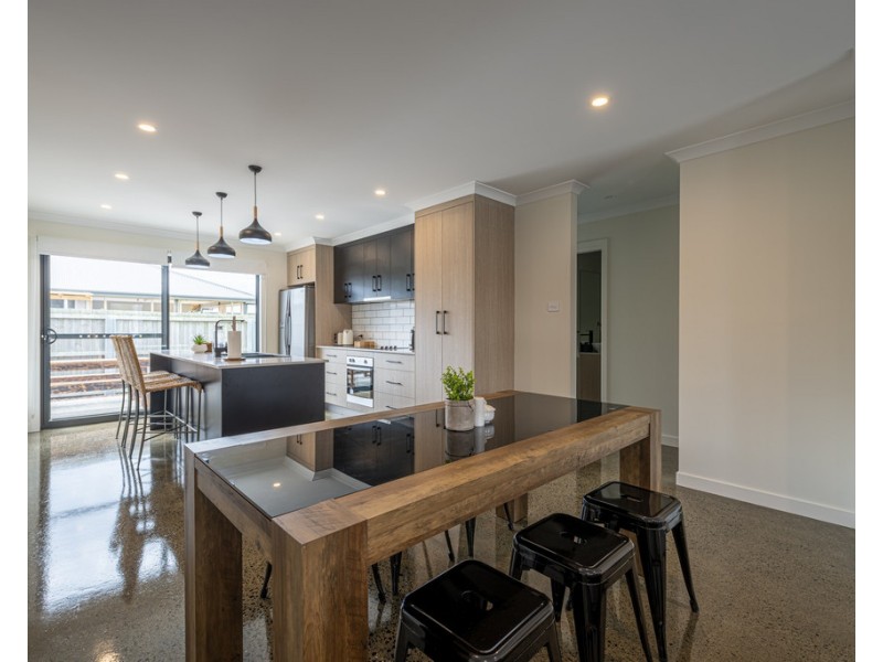 2/9 Napoleon, Perth TAS 7300