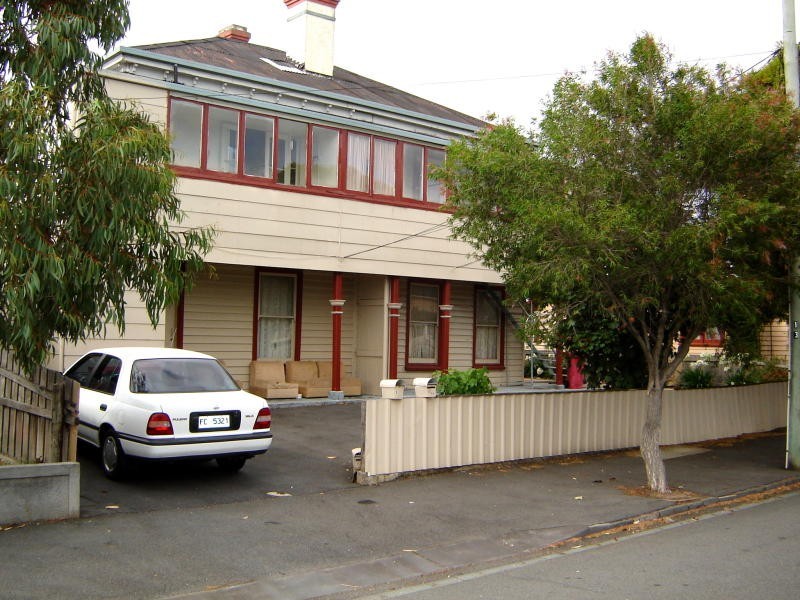 1/11 Henty Street, Invermay TAS 7248