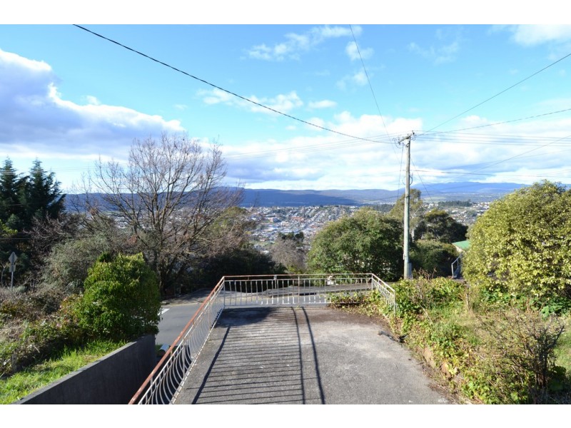 48 Salisbury Crescent, West Launceston TAS 7250