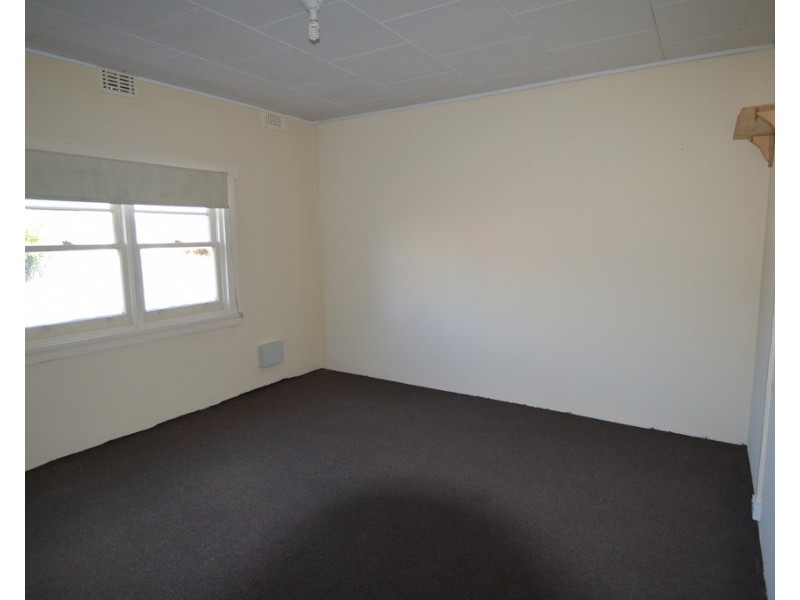 2/16 Home Street, Invermay TAS 7248